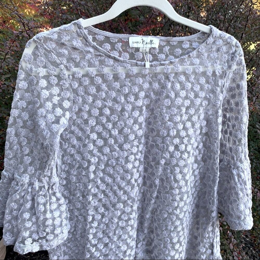 Simply Noelle embroidered floral bell sleeve top blue gray sheer small